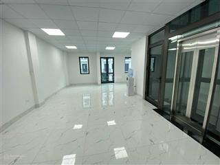 Cho thuê sàn văn phòng tại kiến hưng luxury, diện tích 70m2, mặt tiền rộng 7m, thiết kế thông sàn