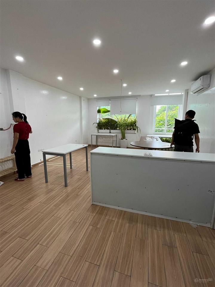 Văn phòng làng việt kiều châu âu, 60 m2/tầng, sàn thông