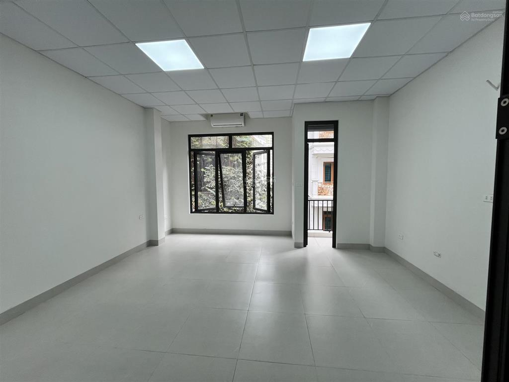 Cho thuê văn phòng mỗ lao  thanh bình, diện tích khoảng 30m2, phòng mới đẹp
