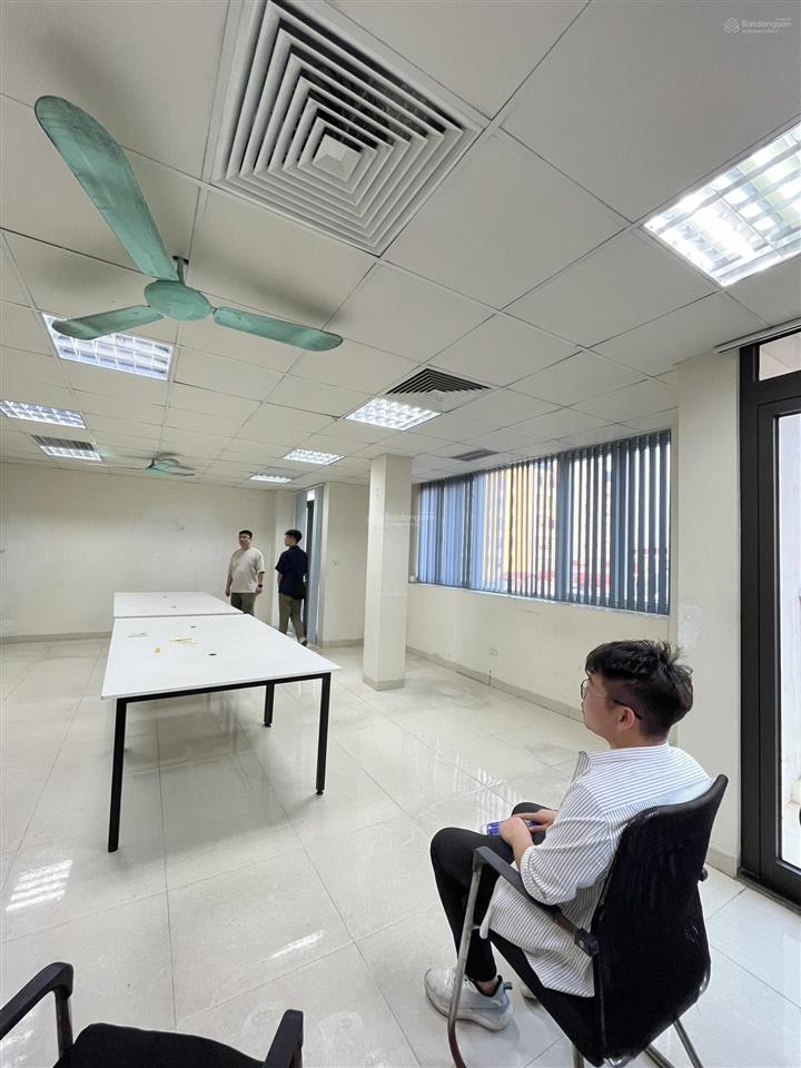 Cho thuê văn phòng văn quán, chiến thắng, 60m2/tầng, sàn thông, mặt tiền rộng