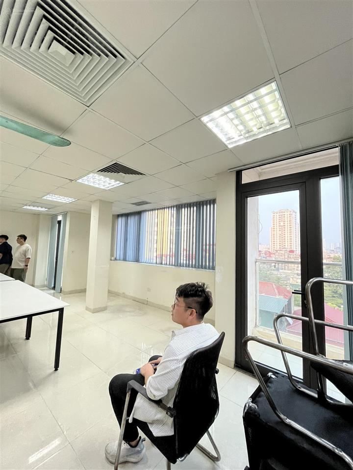Cho thuê văn phòng văn quán, chiến thắng, 60m2/tầng, sàn thông, mặt tiền rộng