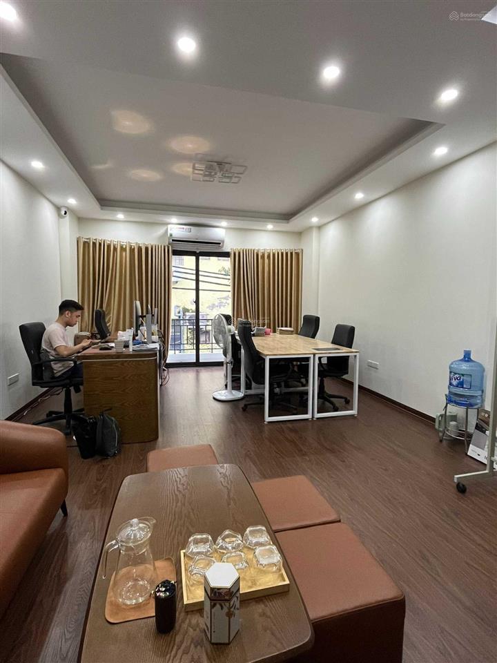 Cho thuê văn phòng mỗ lao  thanh bình 50m2/tầng, thang máy