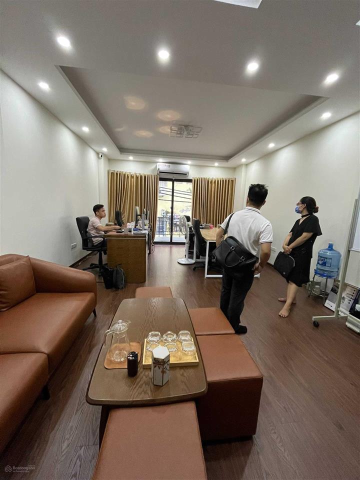 Cho thuê văn phòng mỗ lao  thanh bình 50m2/tầng, thang máy
