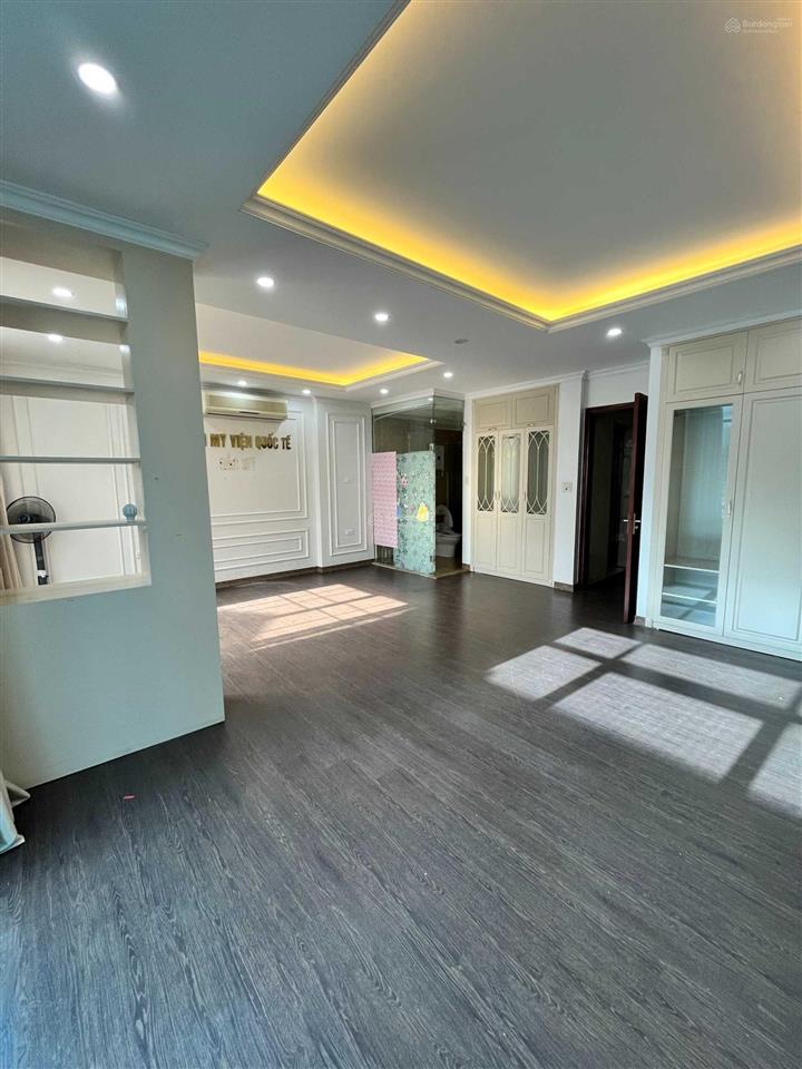 Cho thuê văn phòng nguyễn xiển, 55 m2/tầng, sàn thông, mặt tiền 7m, có thang máy