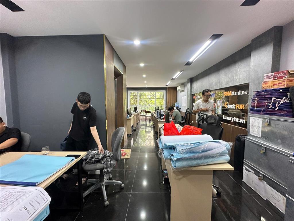 Cho thuê sàn văn phòng làng việt kiều châu âu mỗ lao, 60 m2/tầng như ảnh