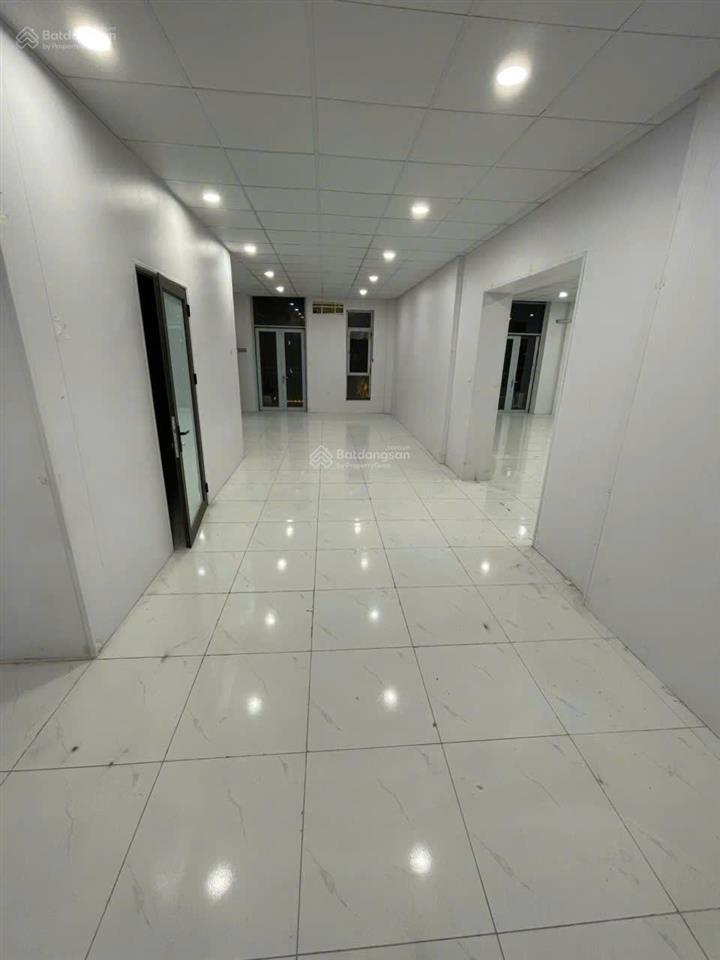 Cho thuê sàn văn phòng him lam vạn phúc, 127 m²/tầng như ảnh