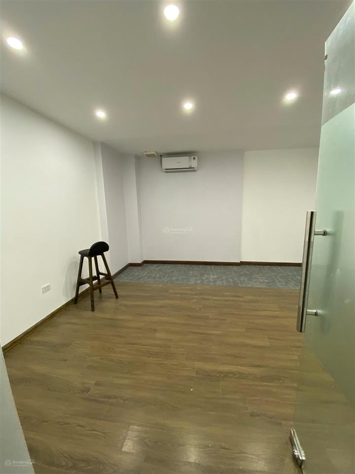 Cho thuê văn phòng 20 m2  phù hợp văn phòng đại diện  làng việt kiều châu âu
