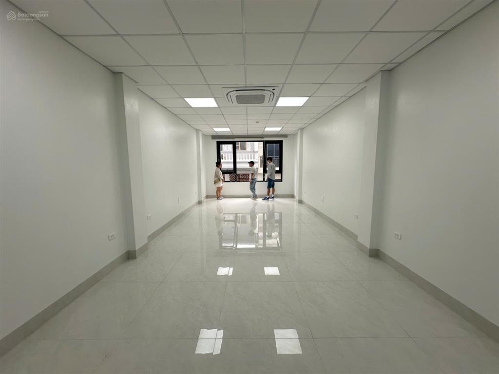 Cho thuê văn phòng tại nguyễn xiểnnguyễn trãi, 50 m²/tầng, sàn thông, vp mới đẹp