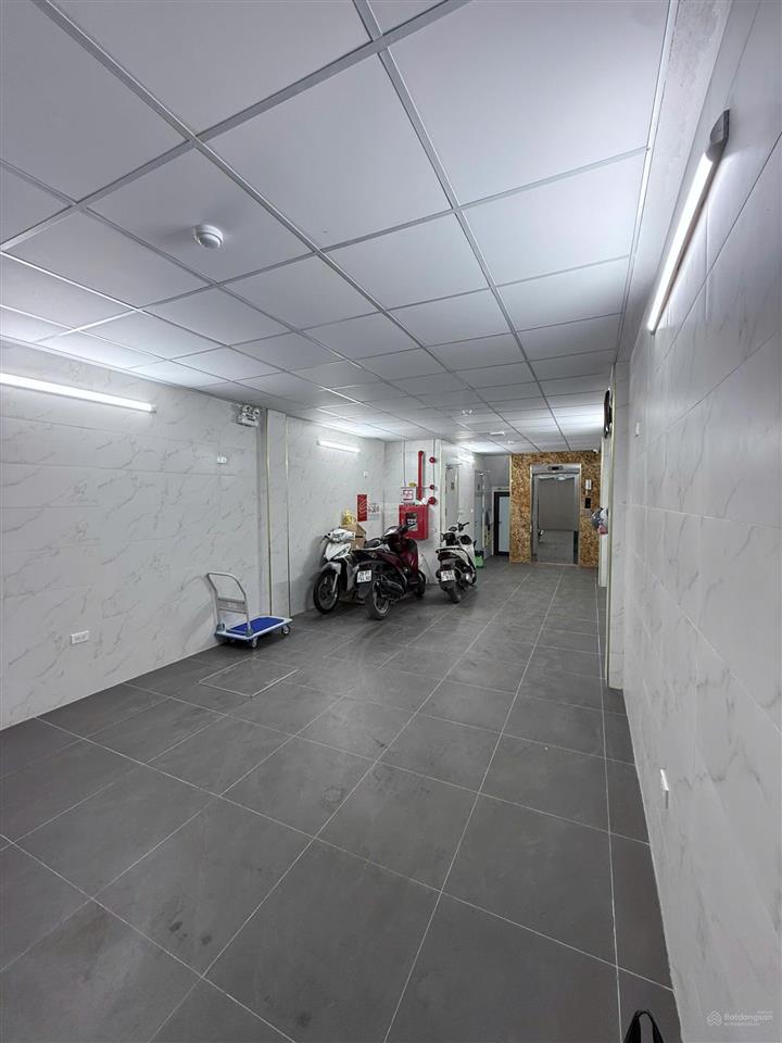 Cho thuê văn phòng tại nguyễn xiểnnguyễn trãi, 50 m²/tầng, sàn thông, vp mới đẹp
