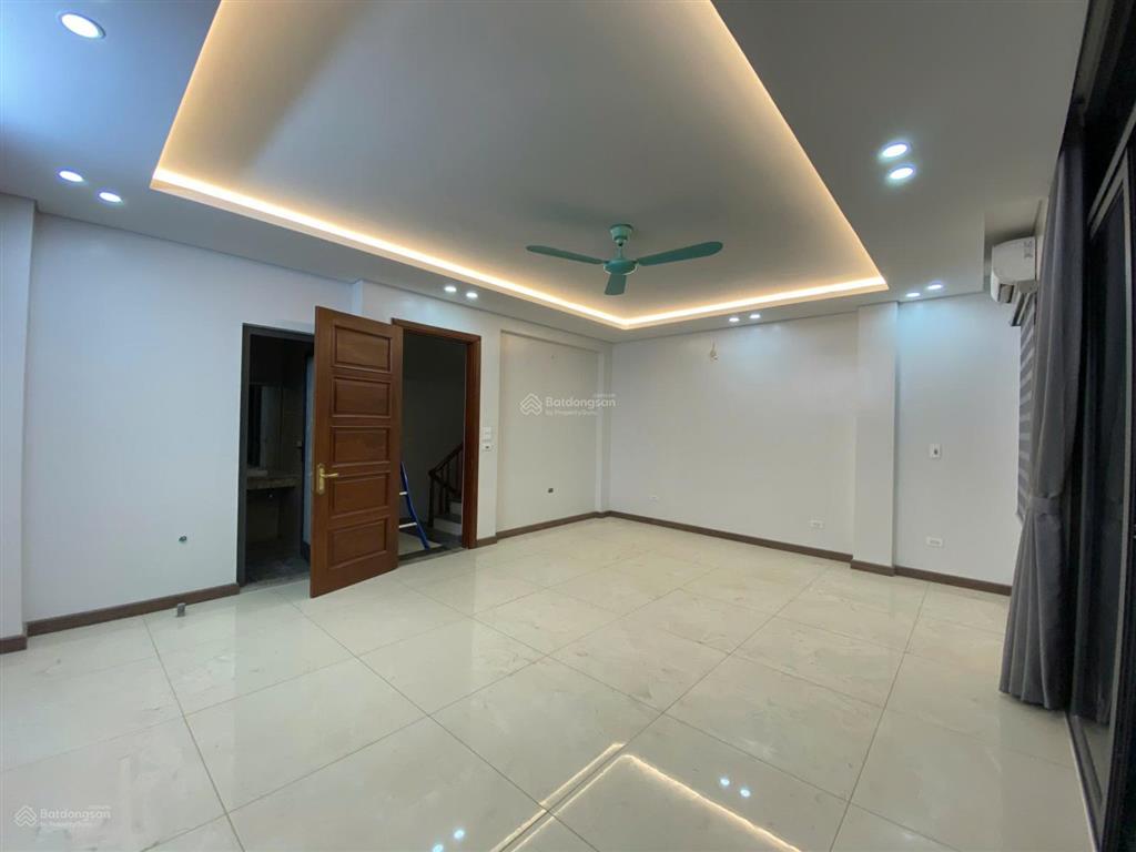 Cho thuê văn phòng làng việt kiều châu âu, diện tích 35m2, phù hợp văn phòng đại diện