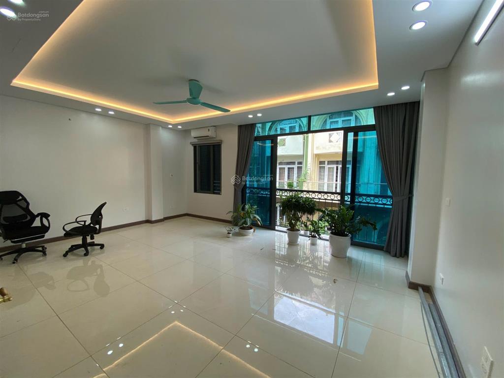 Cho thuê văn phòng làng việt kiều châu âu, diện tích 35m2, phù hợp văn phòng đại diện