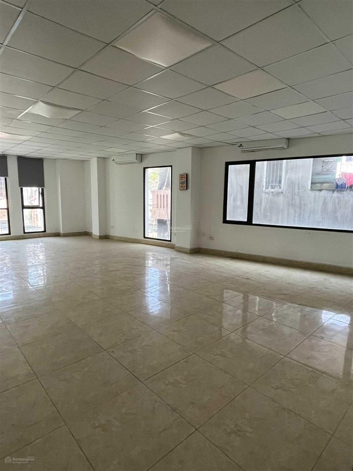 Cho thuê văn phòng mễ trì thượng, diện tích 100m2/tầng, sàn thông
