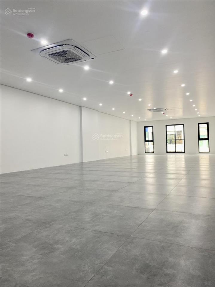 Cho thuê sàn văn phòng yên xá  tân triều, 130m2 sàn thông, view thoáng, giá rẻ chỉ 14 tr/tháng