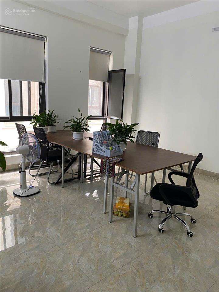 Cho thuê văn phòng ngay him lam vạn phúc, phù hợp làm văn phòng đại diện