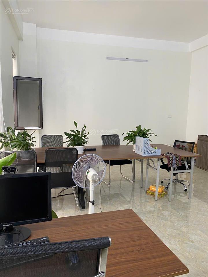 Cho thuê văn phòng ngay him lam vạn phúc, phù hợp làm văn phòng đại diện