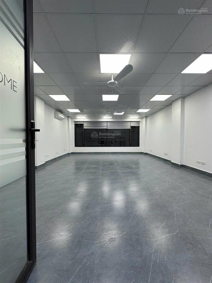 Cho thuê văn phòng gần ngã tư khuất duy tiến  nguyễn xiển, 60 m2/tầng, sàn thông đẹp giá rẻ
