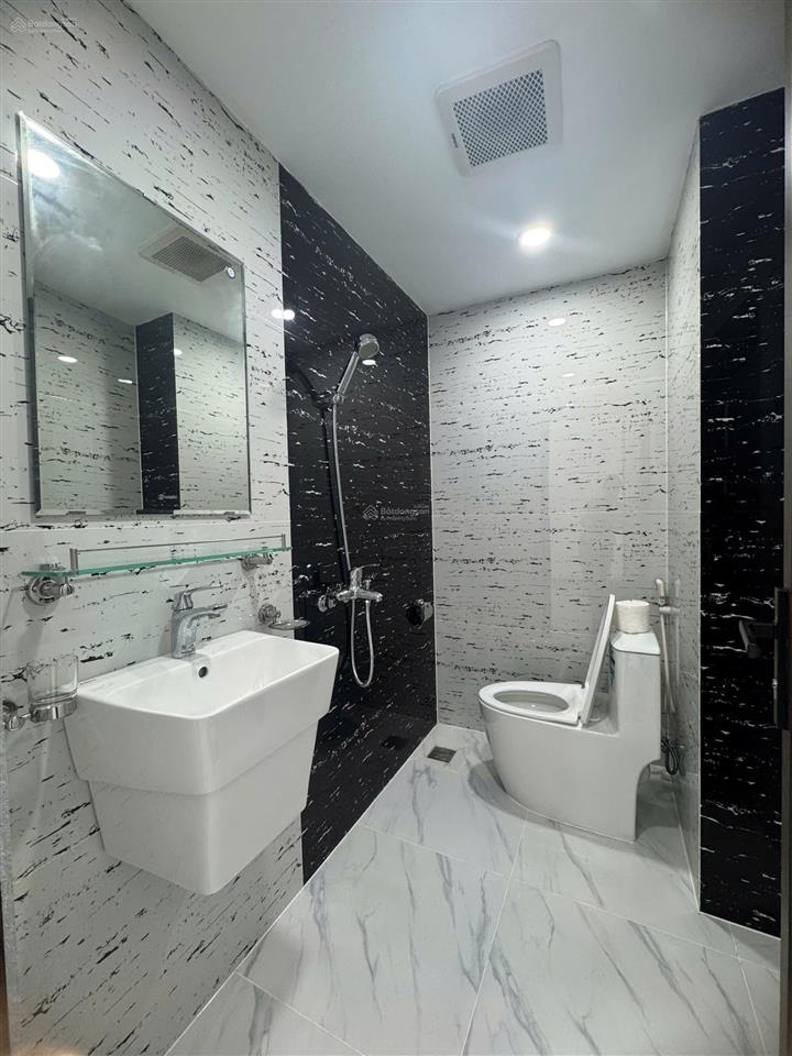 Cho thuê văn phòng galaxy  tố hữu, 68 m2/tầng, sàn đẹp như ảnh