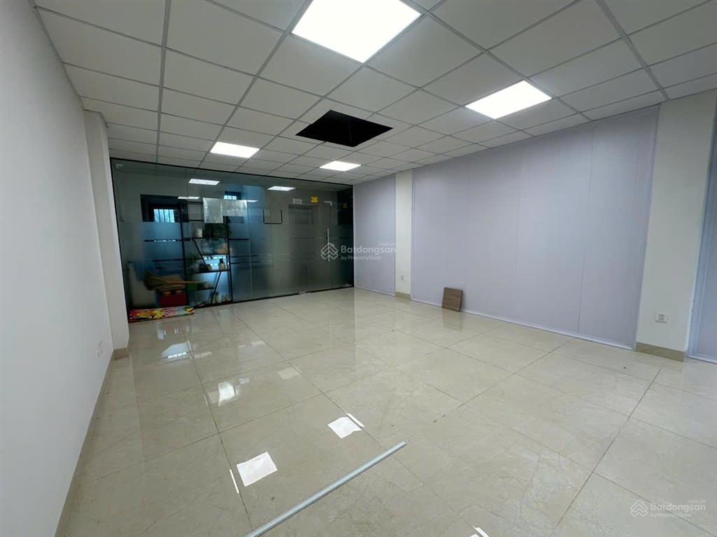 Cho thuê văn phòng thanh liệt, gần the manor central park, 40m2 như ảnh