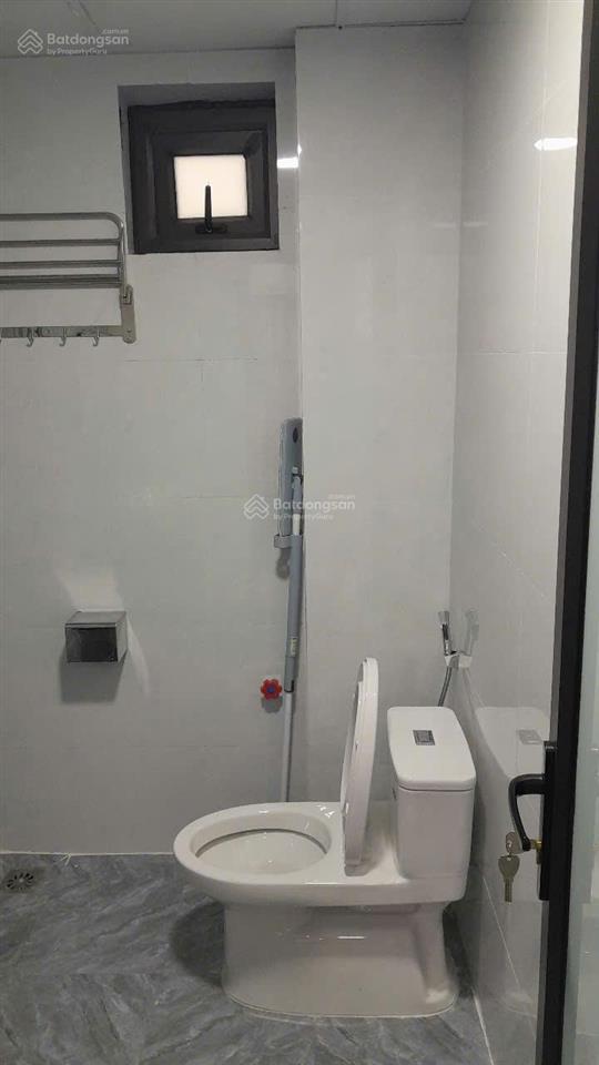 Cho thuê nhà riêng vạn phúc, diện tích 31 m2 x 5 tầng, mỗi tầng 1 phòng nhà mới đẹp