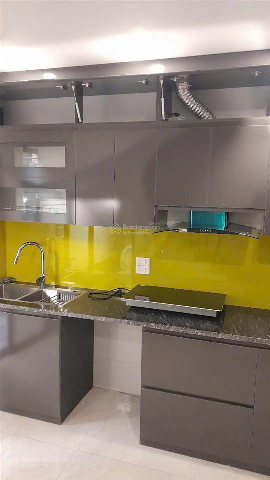 Cho thuê nhà riêng vạn phúc, diện tích 31 m2 x 5 tầng, mỗi tầng 1 phòng nhà mới đẹp