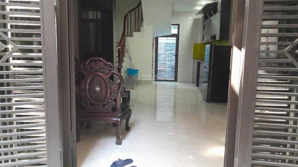 Cho thuê nhà riêng vạn phúc, diện tích 31 m2 x 5 tầng, mỗi tầng 1 phòng nhà mới đẹp