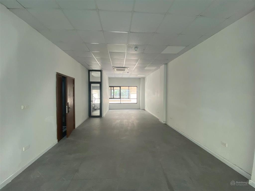 Cho thuê sàn văn phòng him lam vạn phúc, diện tích 90 m2/tầng, sàn thông đẹp, vừa hoàn thiện