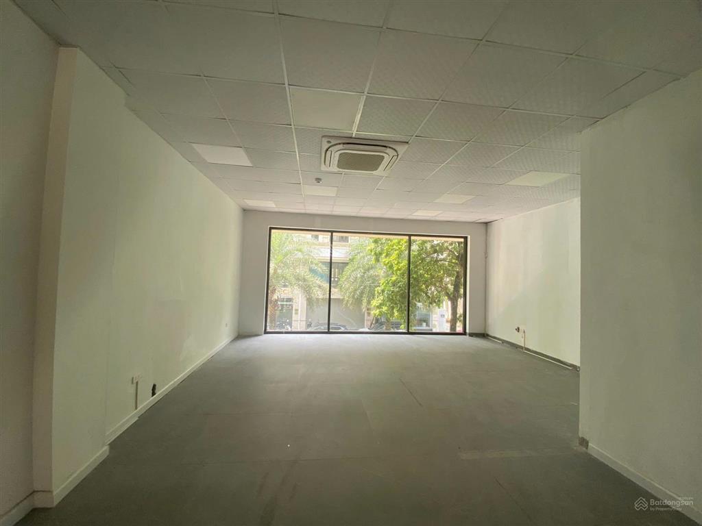 Cho thuê sàn văn phòng him lam vạn phúc, diện tích 90 m2/tầng, sàn thông đẹp, vừa hoàn thiện