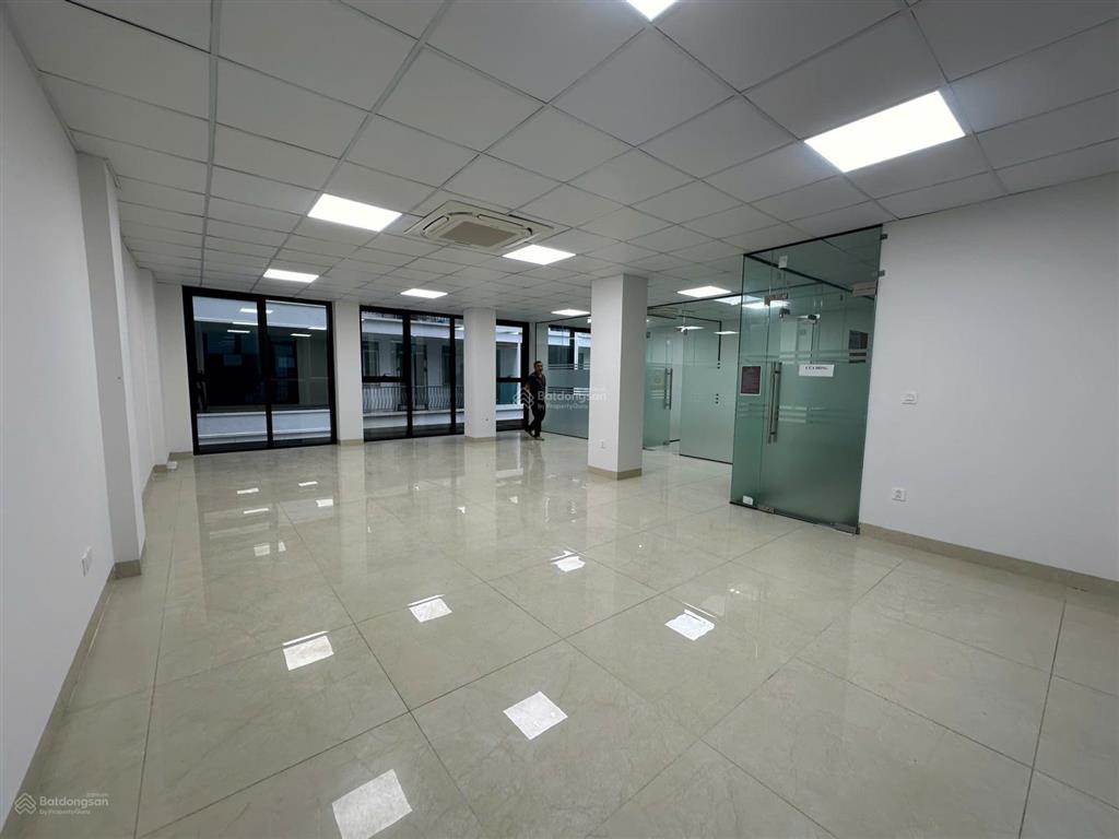 Cho thuê văn phòng thanh liệt  100m2  đối diện the manor central park