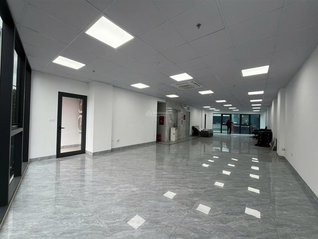 Cho thuê sàn văn phòng xây mới đẹp tại nguyễn xiển, sàn 140 m2/tầng, thông sàn, thiết kế hiện đại