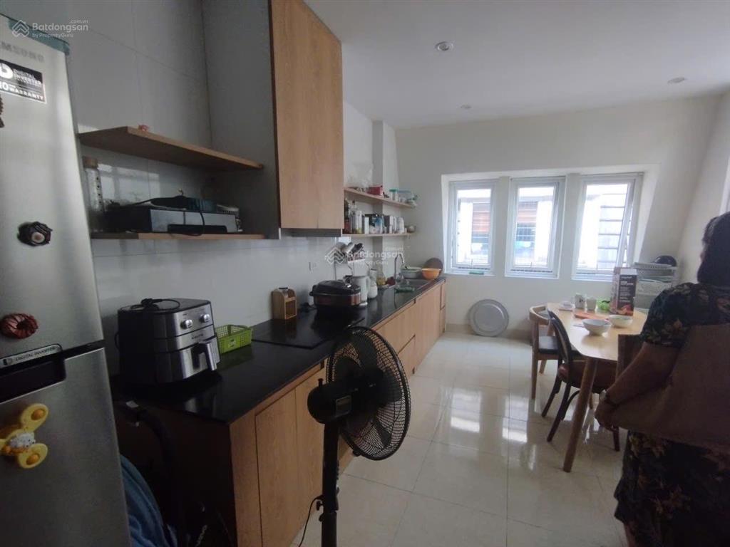 Cho thuê nhà vạn phúc, gần phố lụa vạn phúc, 85 m2 x 5 tầng, thang máy