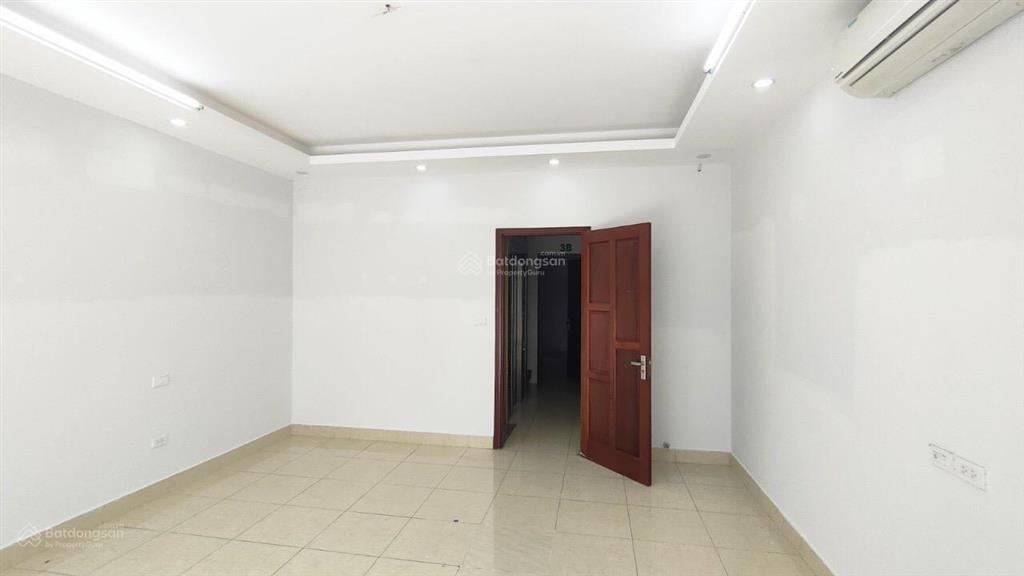Cho thuê nhà vạn phúc, gần phố lụa vạn phúc, 85 m2 x 5 tầng, thang máy