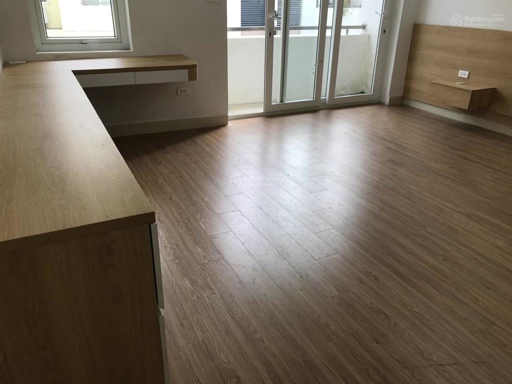 Cho thuê nhà vạn phúc, gần phố lụa vạn phúc, 85 m2 x 5 tầng, thang máy