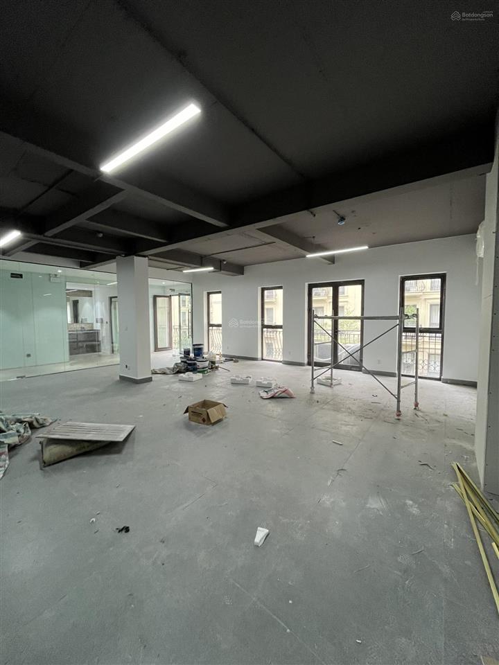 Cho thuê sàn văn phòng nguyễn thanh bình  tố hữu, sàn 120m2/tầng sàn thông, hiện đại