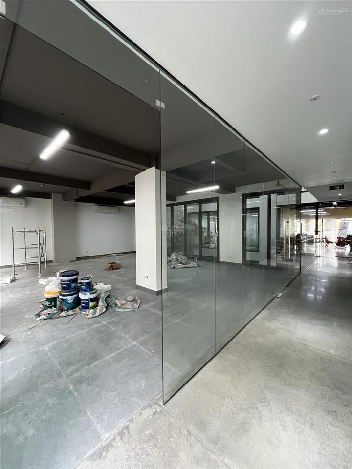 Cho thuê sàn văn phòng nguyễn thanh bình  tố hữu, sàn 120m2/tầng sàn thông, hiện đại