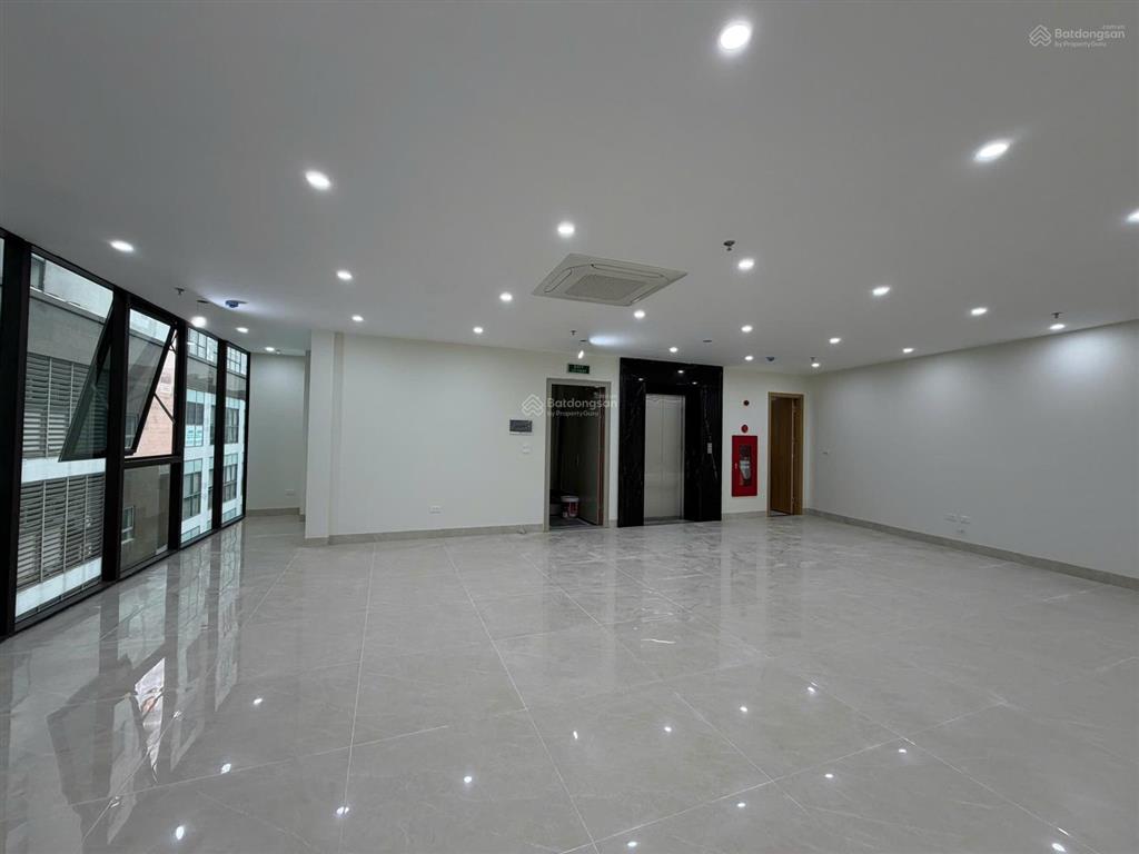 Chính chủ cho thuê mặt bằng kd 250m2 tại 21 lê văn lương, phường thanh xuân, hà nội
