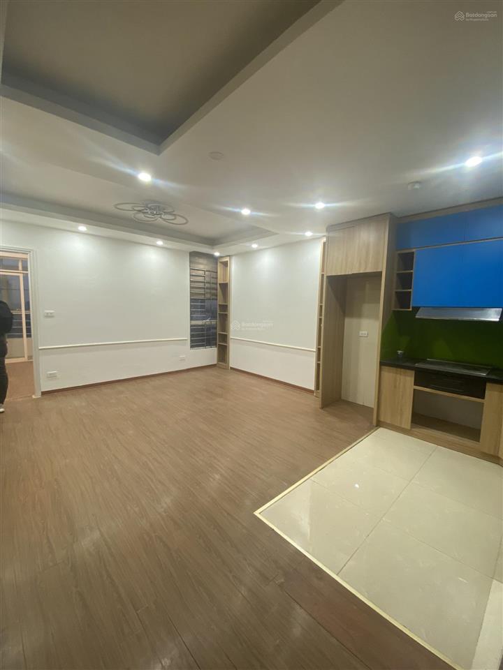 Cho thuê căn hộ 3 ngủ  tòa nhà d11 sunrise building, 90 trần thái tông