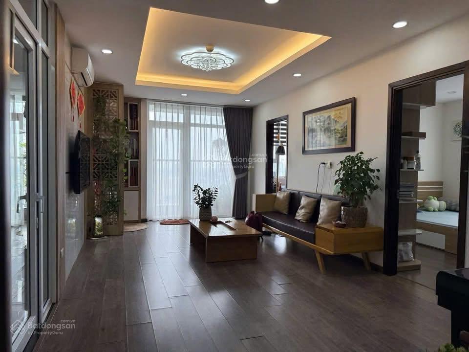 Cho thuê căn hộ ct2  a10 nam trung yên, 100m2, 3 ngủ, đủ nội thất