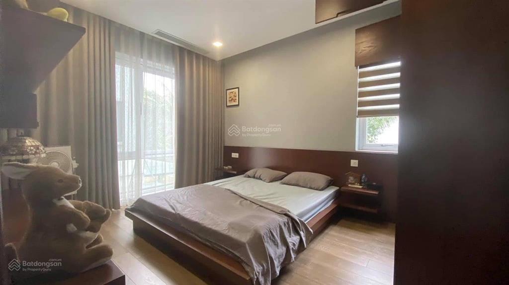 Chính chủ bán nhà phố xốm hà đông lô góc 2 mặt thoáng, 66m2 x4t, mt 6m gần đại học đại nam