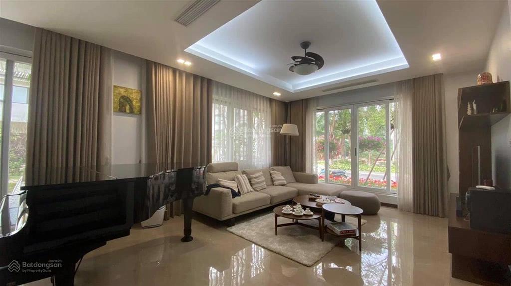 Chính chủ bán nhà phố xốm hà đông lô góc 2 mặt thoáng, 66m2 x4t, mt 6m gần đại học đại nam