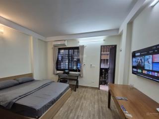 Studio cao cấp ngõ 157 phố chùa láng