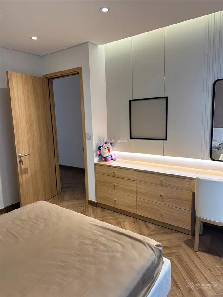 Cho thuê căn hộ vinhomes 54a nguyễn chí thanh, 128m², 3pn.  0936 363 ***