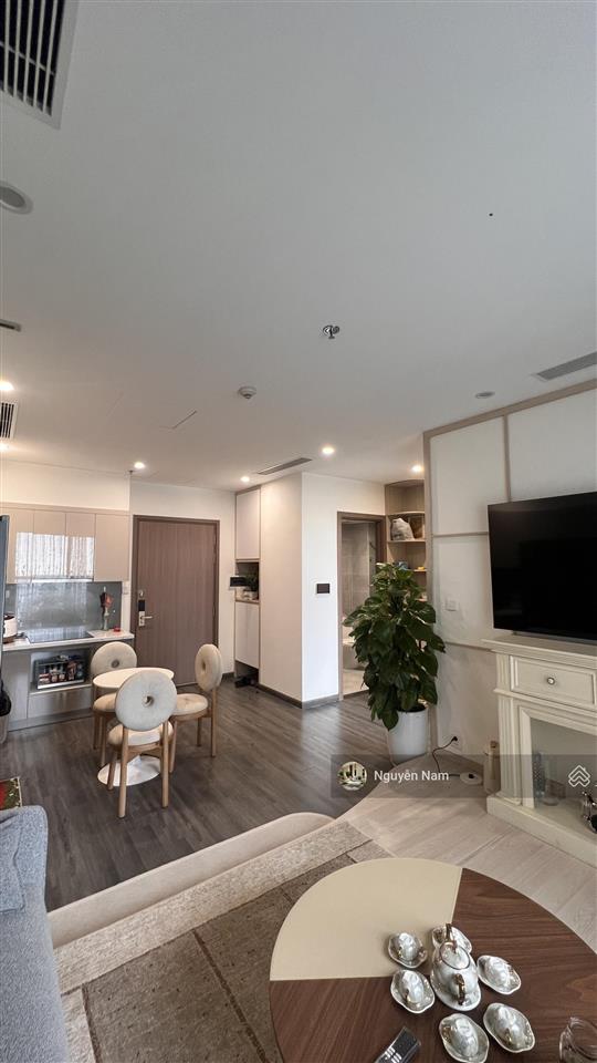 Chính chủ bán căn hộ tòa r1.02, 50m2, 1pn+, view nội khu. 0936 363 ***