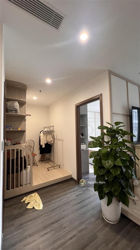 Chính chủ bán căn hộ tòa r1.02, 50m2, 1pn+, view nội khu. 0936 363 ***