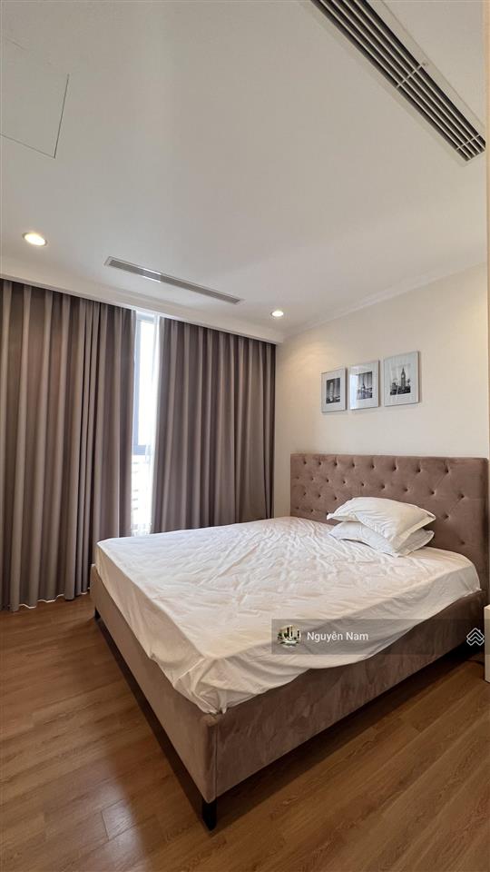 Cần bán căn góc 4pn, 167m2 vinhomes 54a nguyễn chí thanh, full đồ nội thất.  0936 363 ***