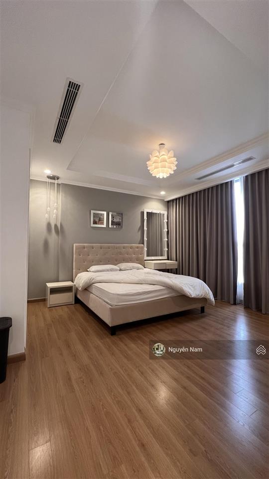 Cần bán căn góc 4pn, 167m2 vinhomes 54a nguyễn chí thanh, full đồ nội thất.  0936 363 ***