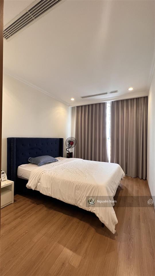 Cần bán căn góc 4pn, 167m2 vinhomes 54a nguyễn chí thanh, full đồ nội thất.  0936 363 ***