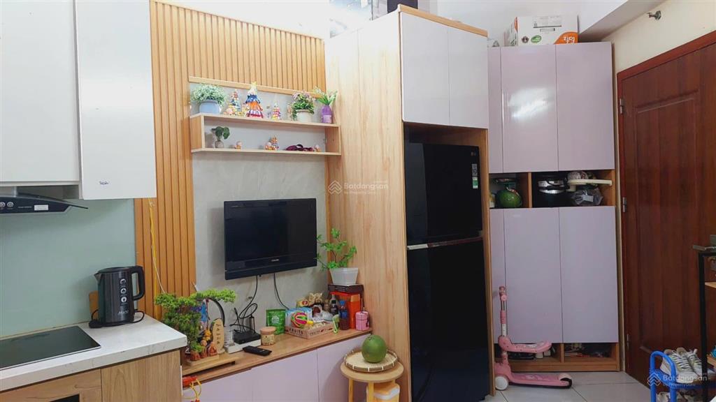 Chính chủ cần bán gấp căn góc chung cư vp6 linh đàm 2 ngủ 2 vệ sinh view hồ, 0338 739 ***