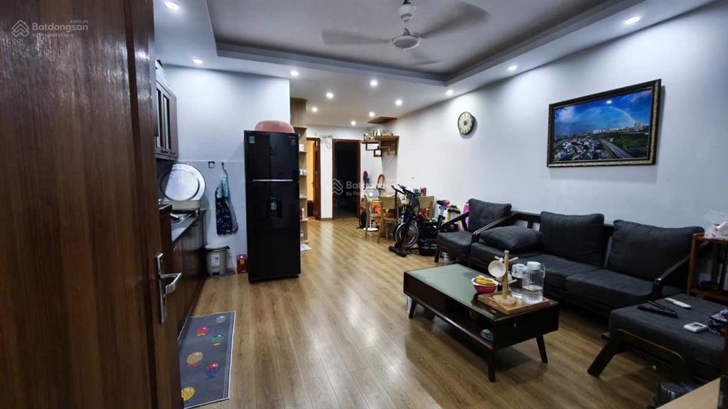 Chính chủ cần bán gấp căn hộ tầng trung vp6 linh đàm 65m2 giá siêu tốt