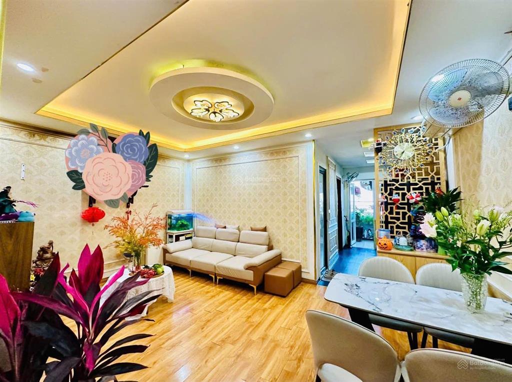 Chính chủ bán gấp cc vp6 linh đàm, 67m2 nhà đẹp, view hồ