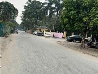 Chính chủ bán đất dịch vụ kiều mai 82m2164m2, mặt tiền 11m giá nhỉnh 200tr/m2. 0888 486 ***